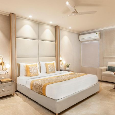 Hotel Aero Star By Star Group นิวเดลี ภายนอก รูปภาพ