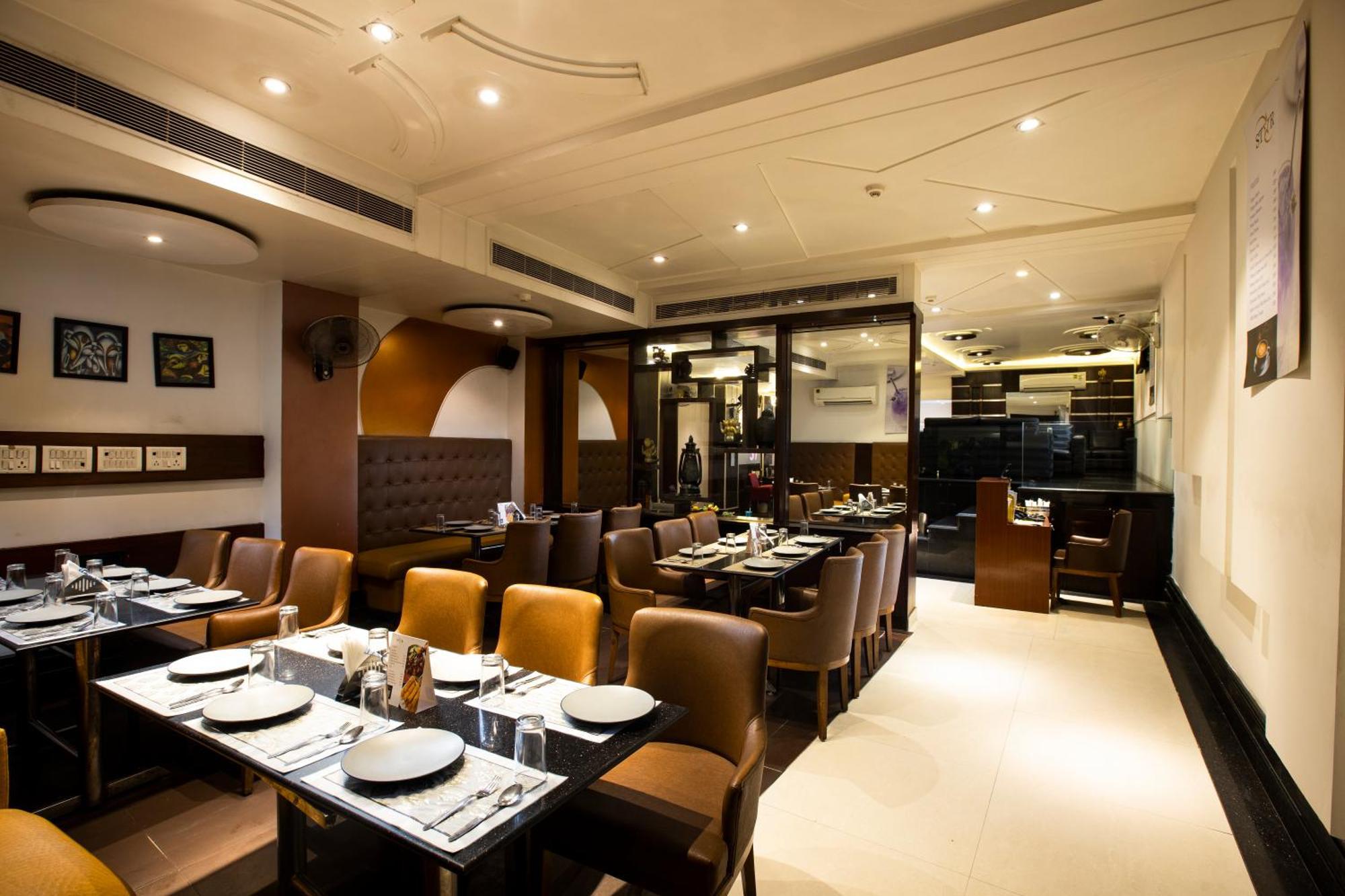 Hotel Aero Star By Star Group นิวเดลี ภายนอก รูปภาพ