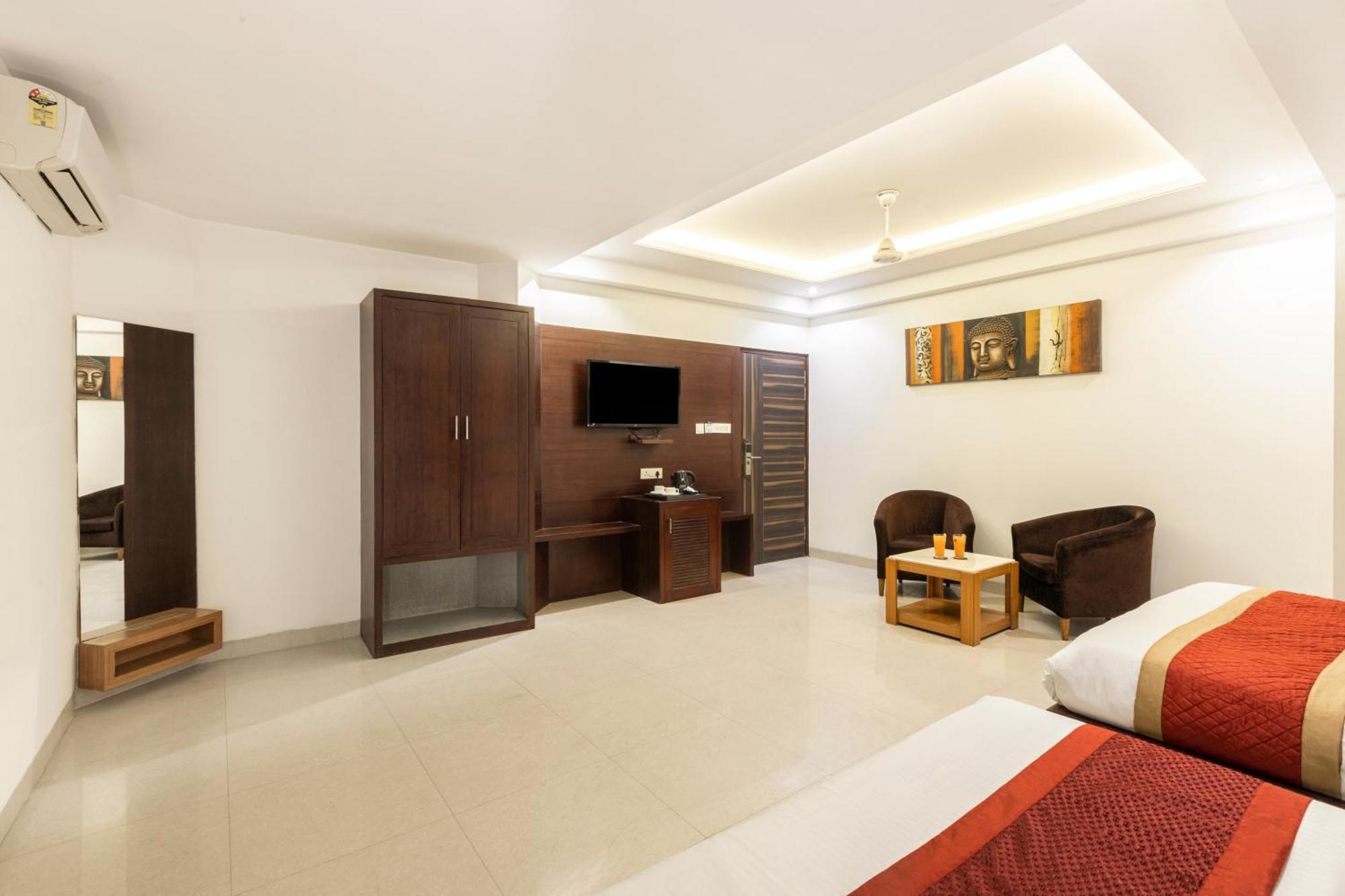 Hotel Aero Star By Star Group นิวเดลี ภายนอก รูปภาพ