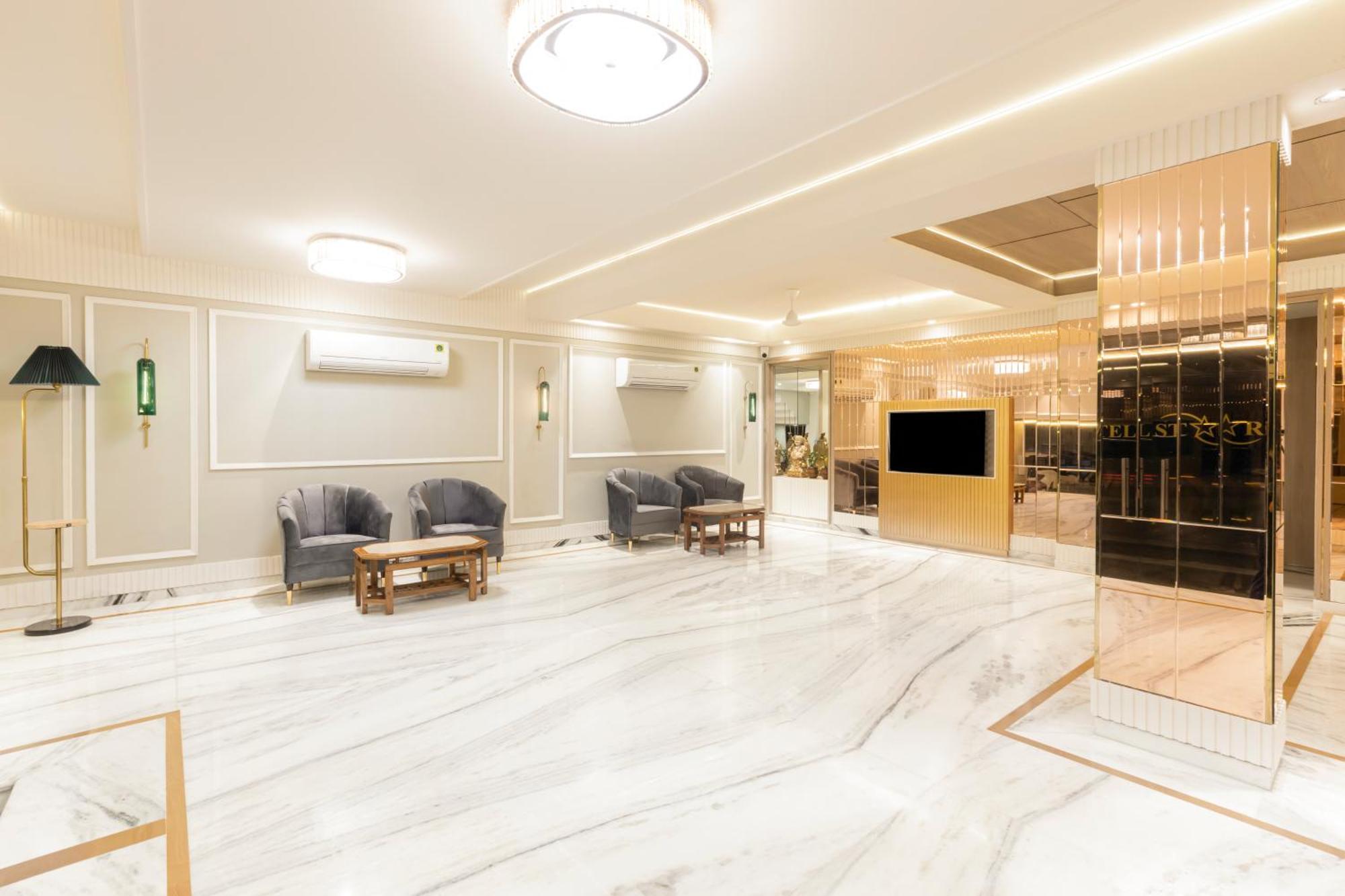 Hotel Aero Star By Star Group นิวเดลี ภายนอก รูปภาพ