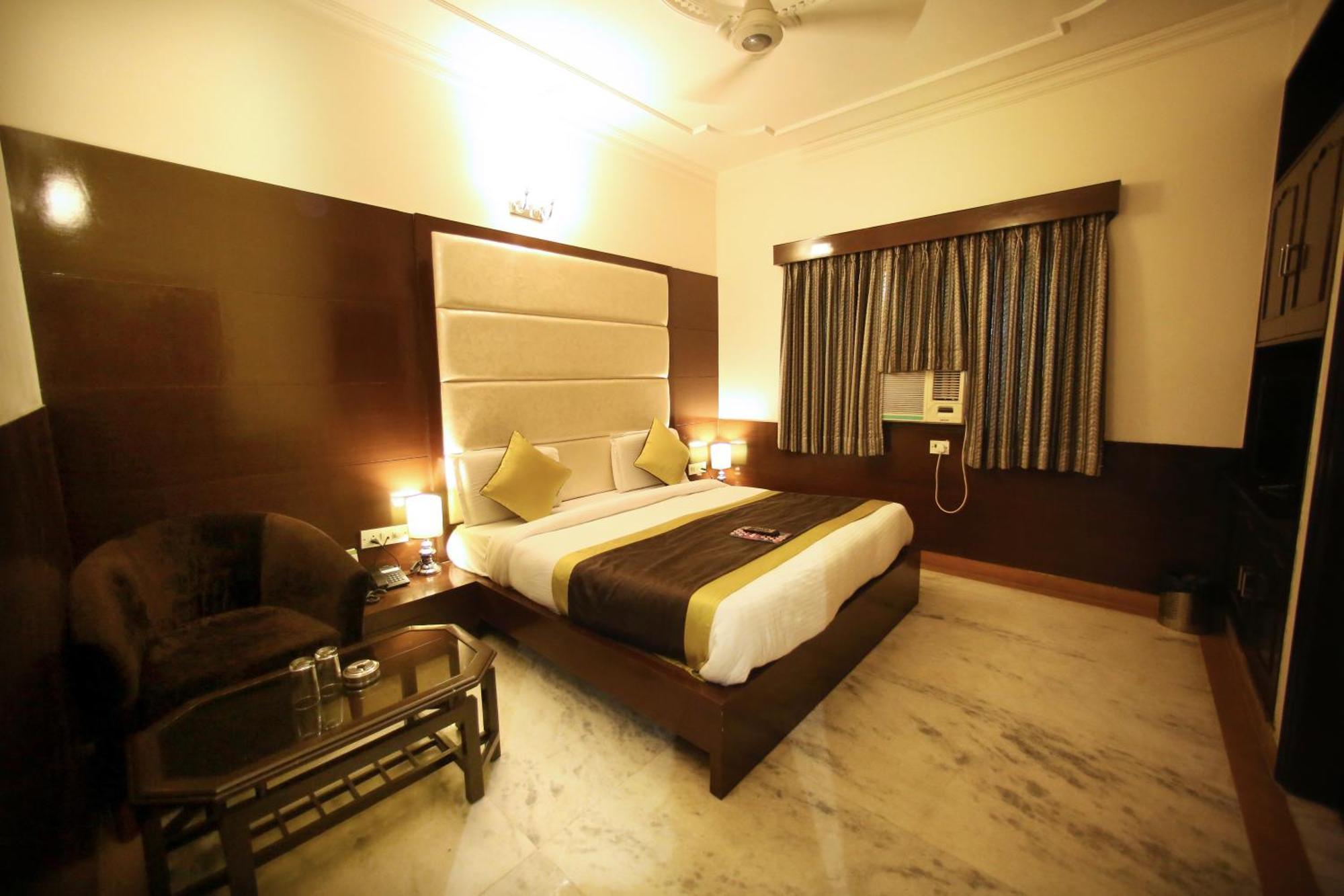 Hotel Aero Star By Star Group นิวเดลี ภายนอก รูปภาพ