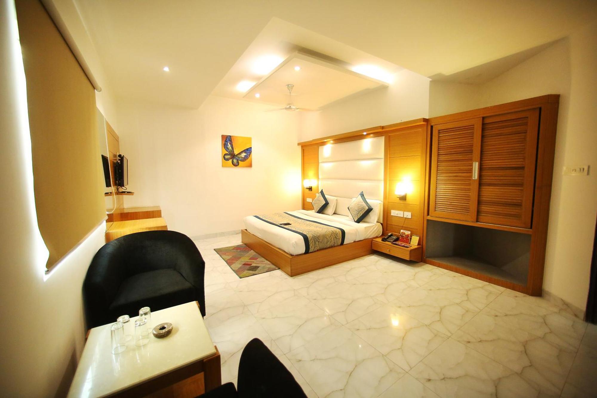 Hotel Aero Star By Star Group นิวเดลี ภายนอก รูปภาพ