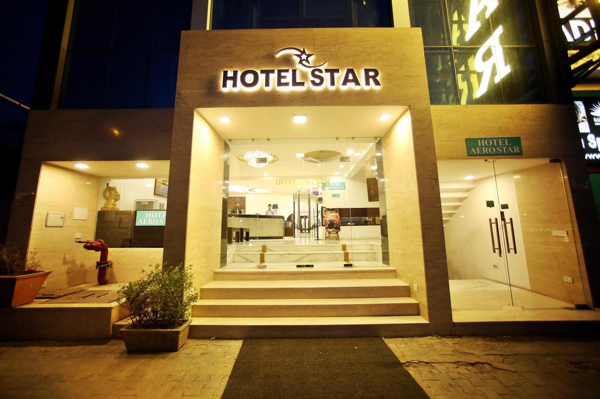 Hotel Aero Star By Star Group นิวเดลี ภายนอก รูปภาพ