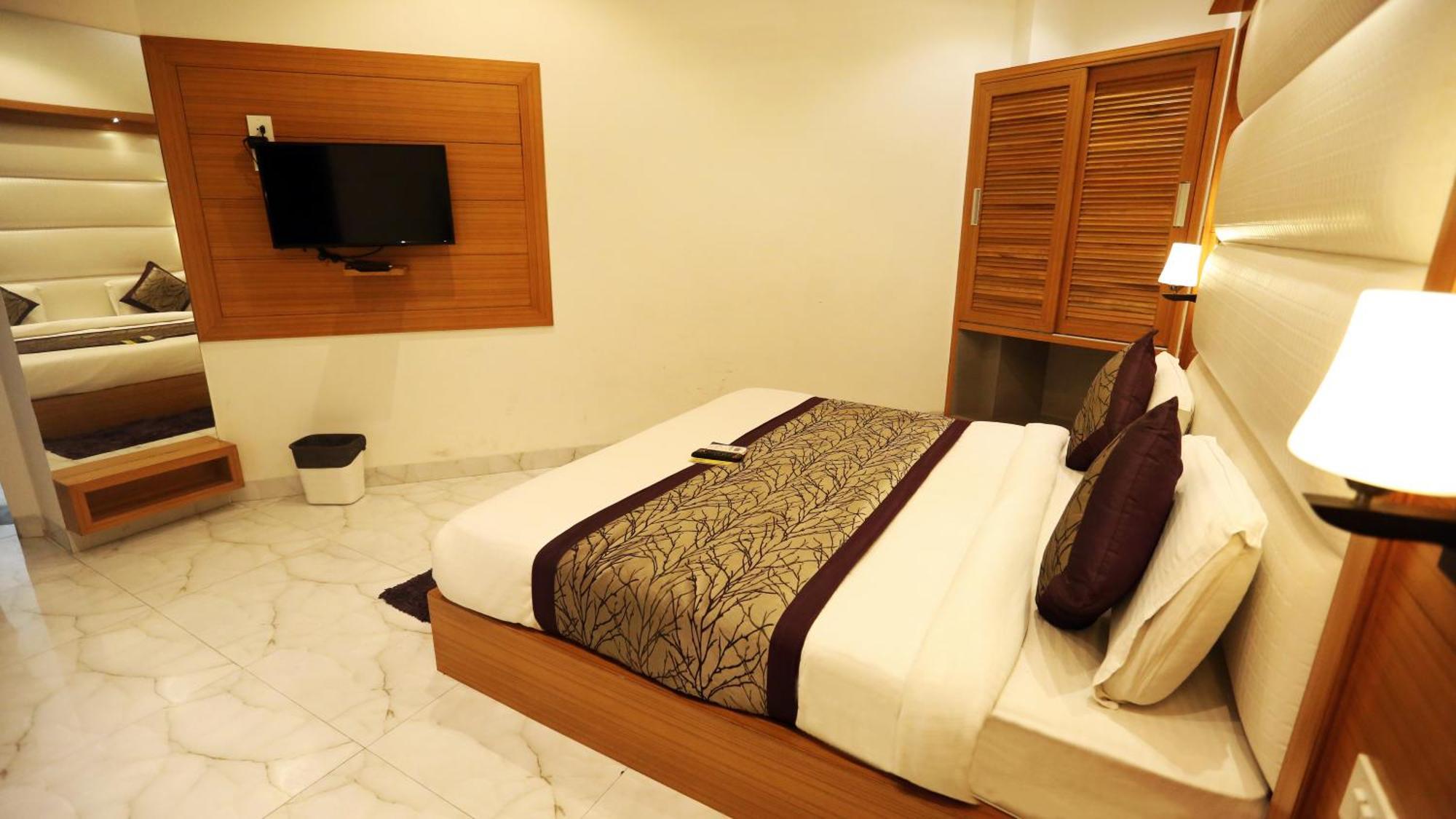 Hotel Aero Star By Star Group นิวเดลี ภายนอก รูปภาพ